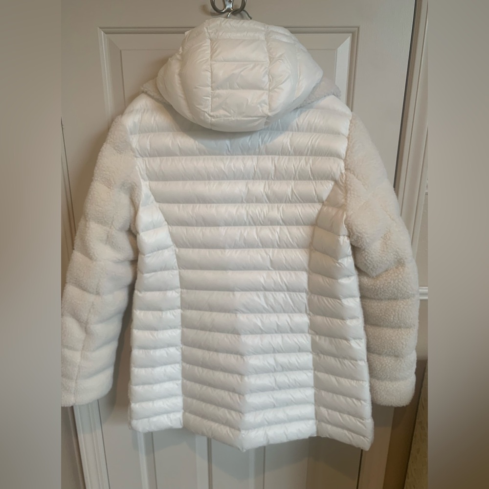 NWT. Pajar Canada Yvaine mixed media parka, size XL. White/off-white. Gorgeous! - Picture 7 of 15